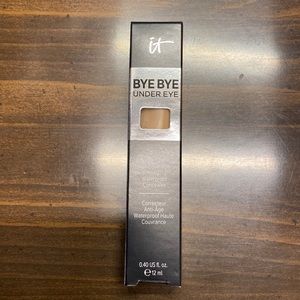 It Cosmetics Bye Bye Under Eye Concealer - Shade Medium 20.0 (N) *New in box*